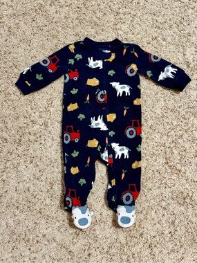 Carter’s Baby Farm Animal Fleece Two-Way Zip Footed Navy PJs. Size 6mos. NWOT!